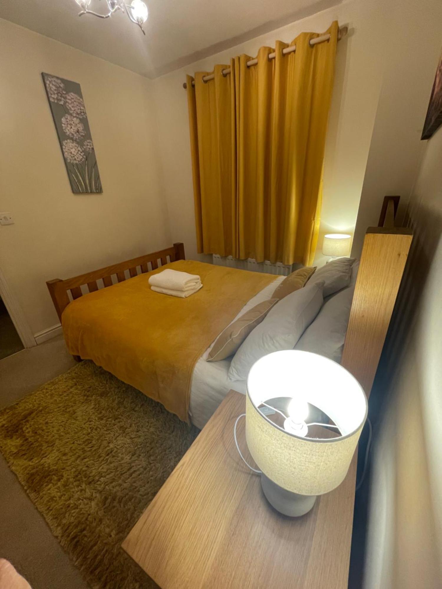 Holiday Home In Cardiff. Sleeps 6 Exteriör bild