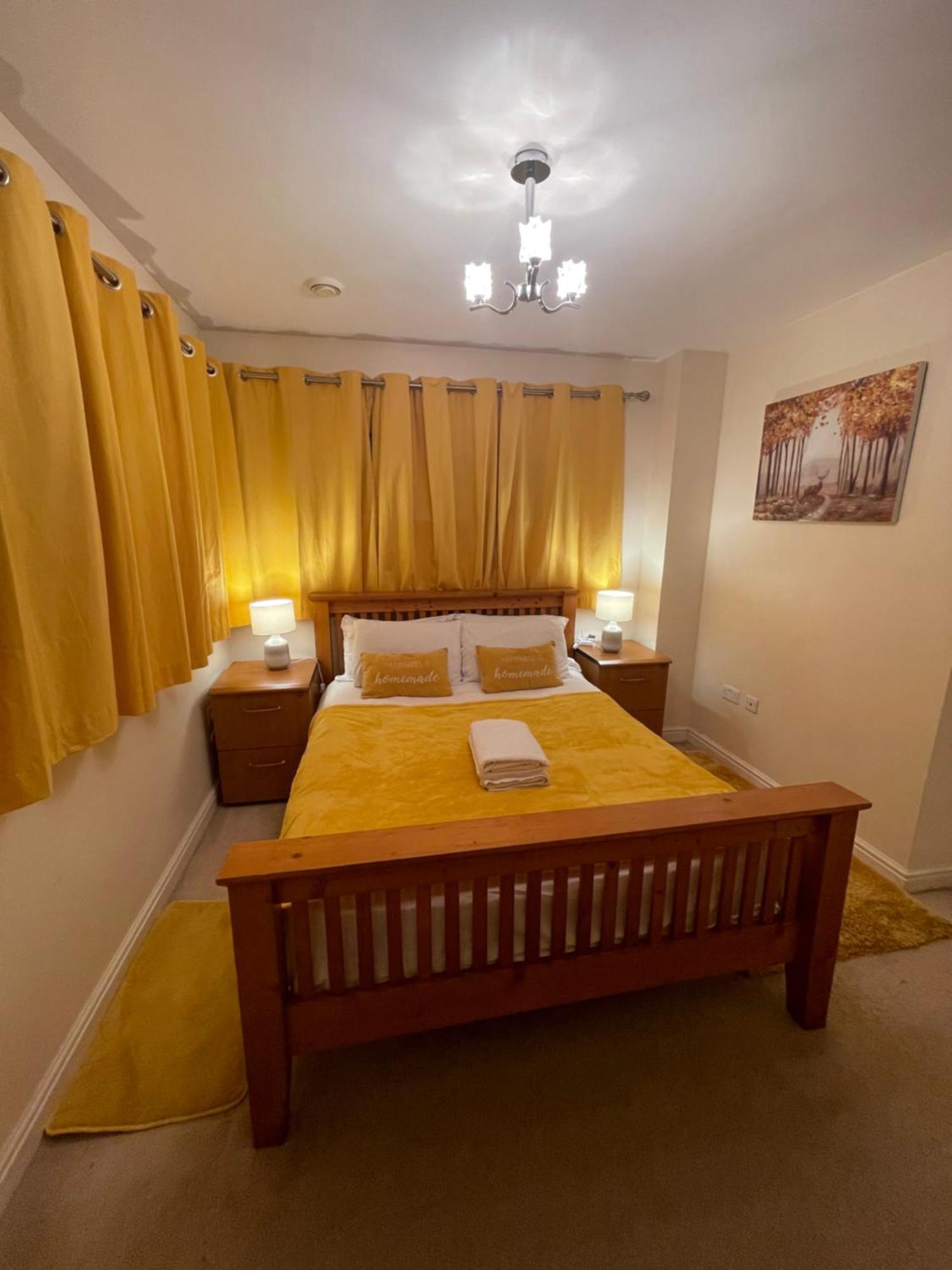 Holiday Home In Cardiff. Sleeps 6 Exteriör bild