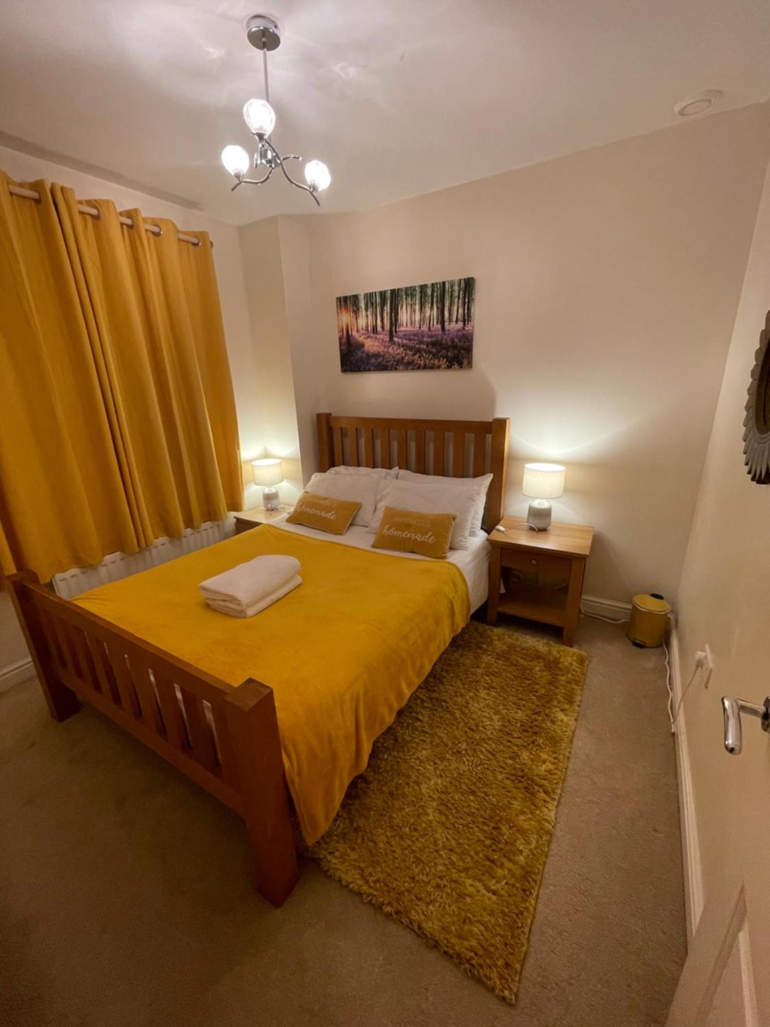 Holiday Home In Cardiff. Sleeps 6 Exteriör bild
