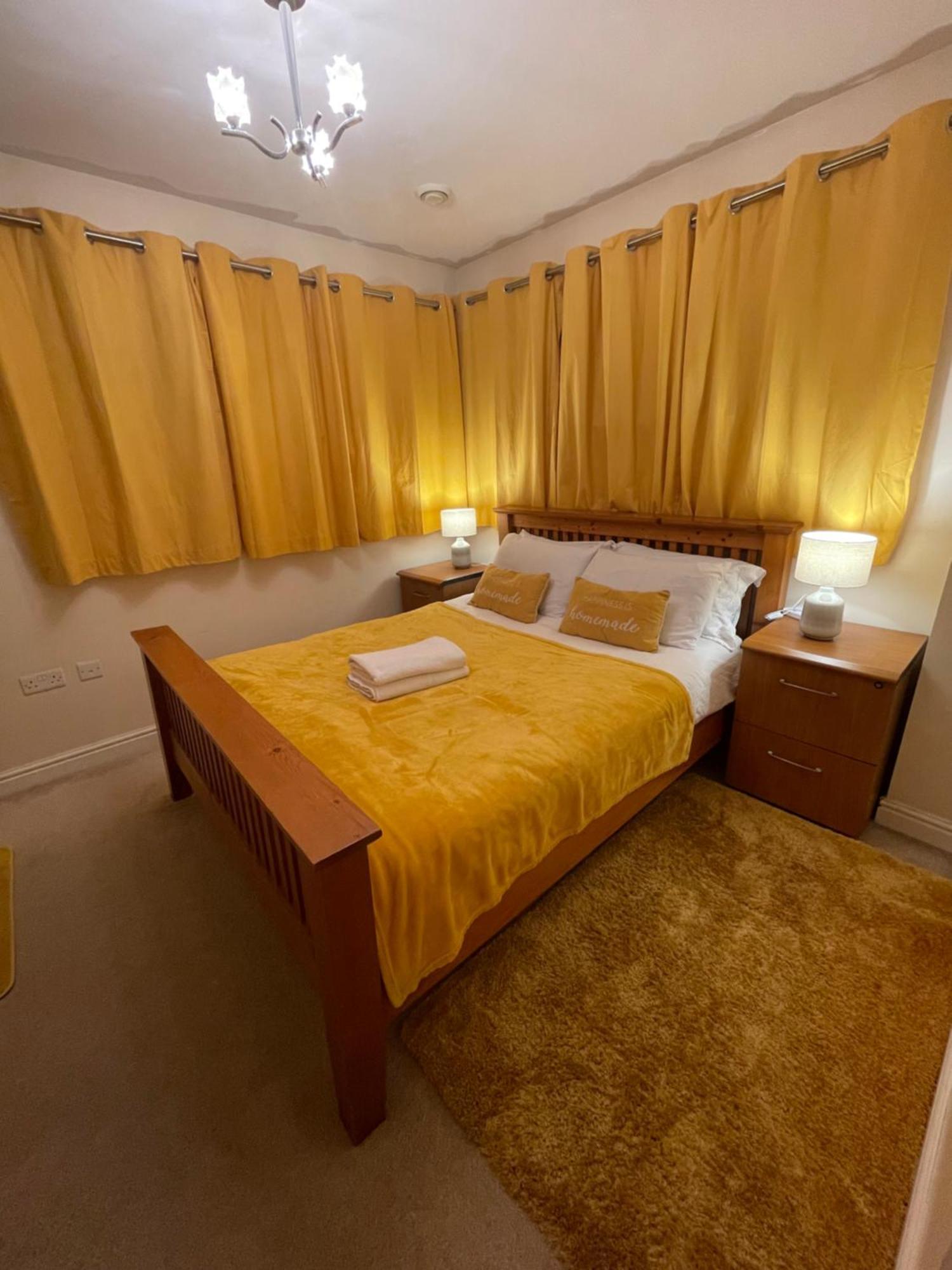 Holiday Home In Cardiff. Sleeps 6 Exteriör bild