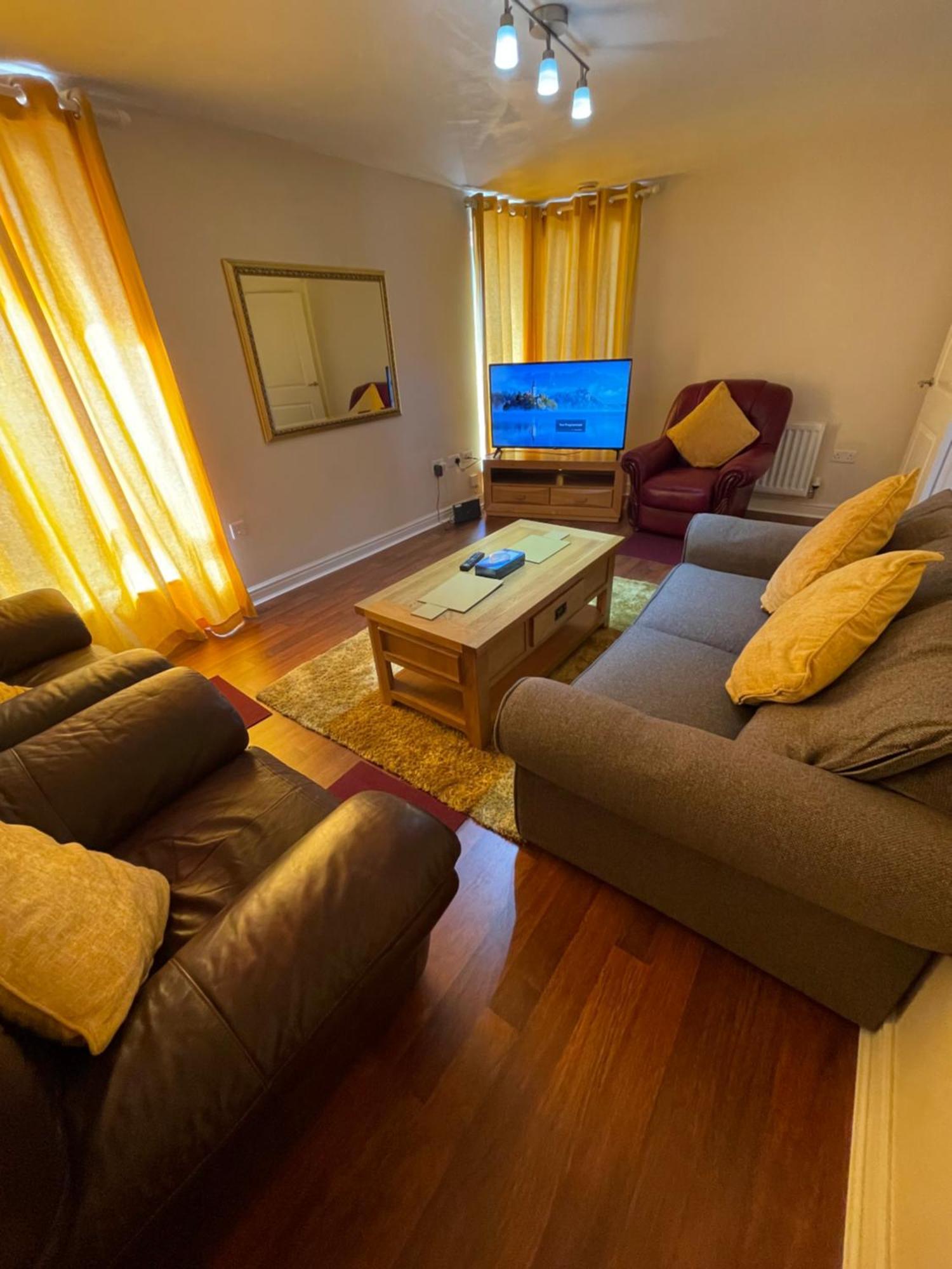 Holiday Home In Cardiff. Sleeps 6 Exteriör bild